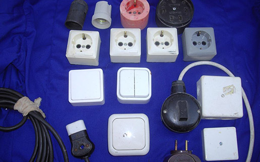 Каталог — Розетки, выключатели, вилки — фото